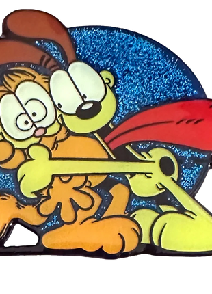 Odie's Hug - Garfield Pin *LAST CHANCE*